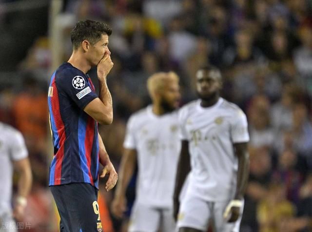 卢卡库伤停2个月后复出 上场7分钟打入1球